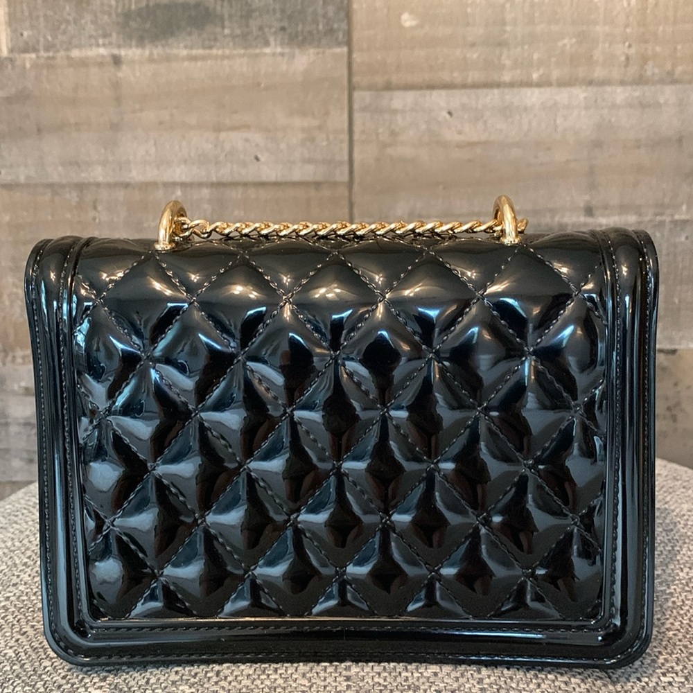 Black Quilted Crossbody with gold chain - Picture 7 of 16